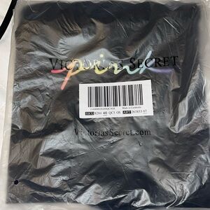 Brand NEW PINK travel size bag